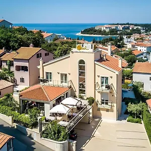 5* krevet i doručak Boutique Oasi